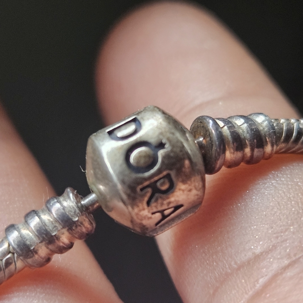 Pandora bracelet with 4 charms 100%  Silver Authentic - Picture 13 of 13